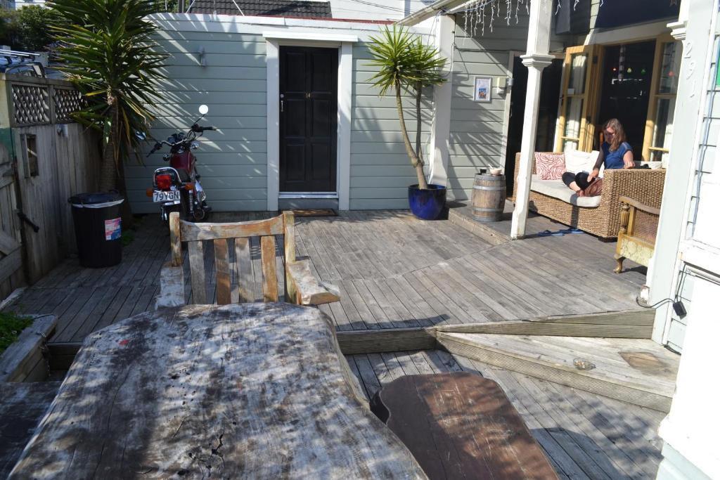 Worldwide Backpackers Hostel Wellington Buitenkant foto