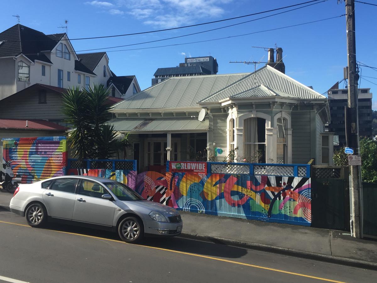 Worldwide Backpackers Hostel Wellington Buitenkant foto
